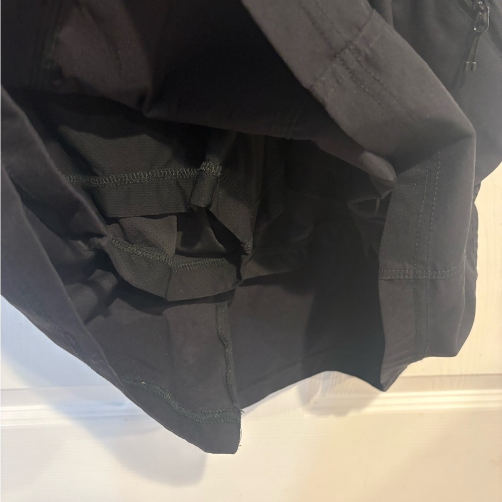 Duluth Trading Co Women's Black Cargo Skirt - Picture 4 of 5